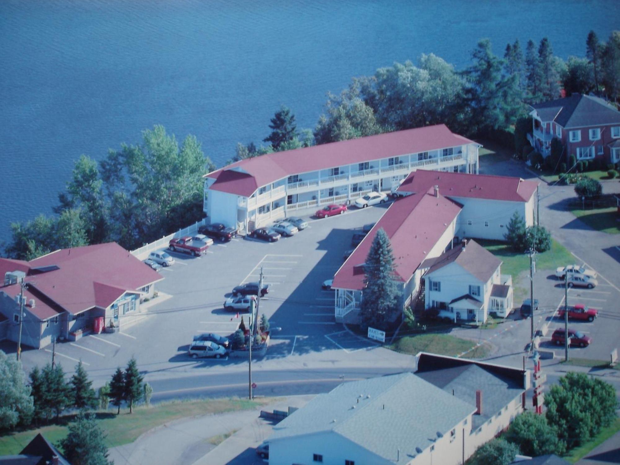 Hilltop Motel & Restaurant Grand Falls Exterior foto