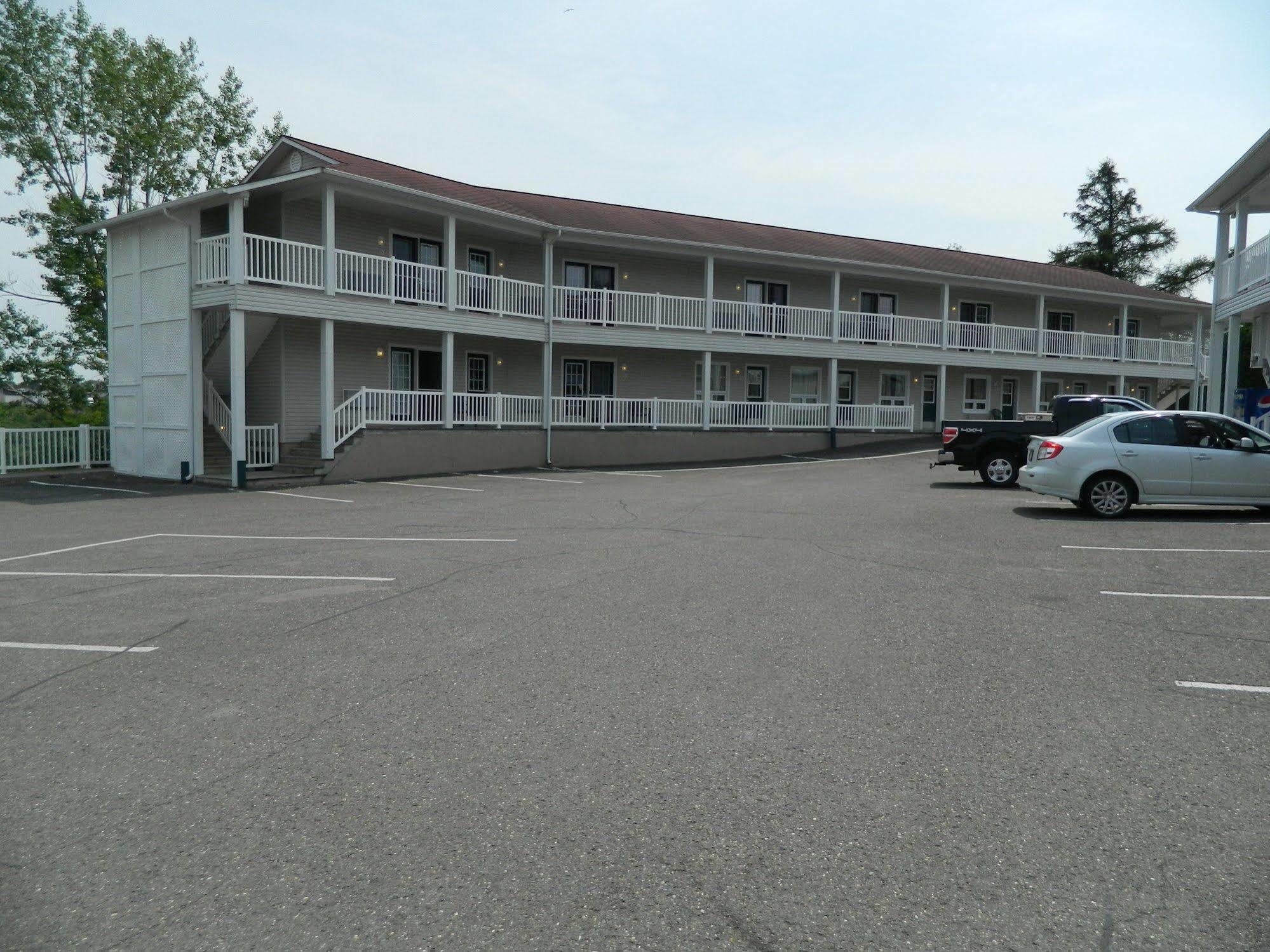 Hilltop Motel & Restaurant Grand Falls Exterior foto